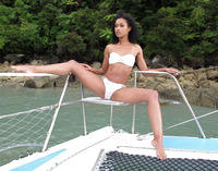 Skin Diamond spreading her closeup pussy on a boat #02